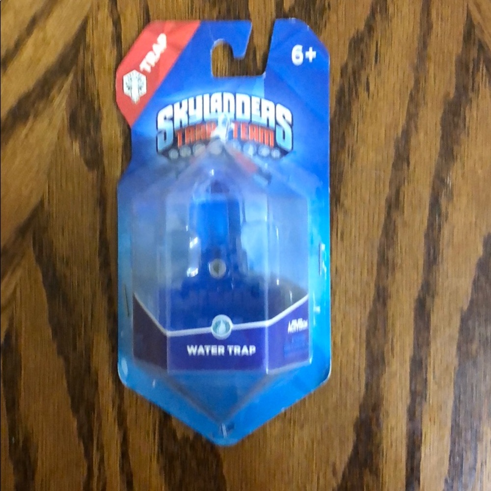 Skylanders Trap team water trap 6+ toy